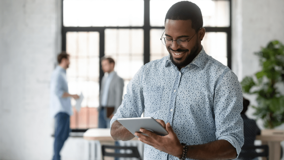 Employee using a visitor management app to check in